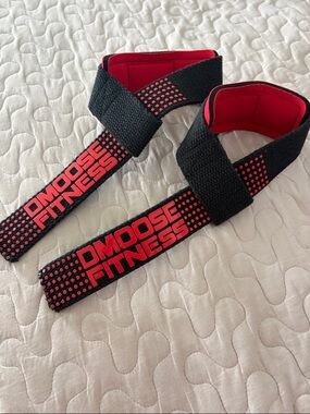 Red & Black Wrist Support Straps for Weightlifting